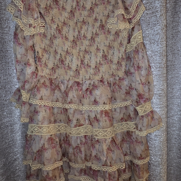 Ivy City Co Floral Lace Midi Dress - Yellow and Pink - Picture 3 of 12